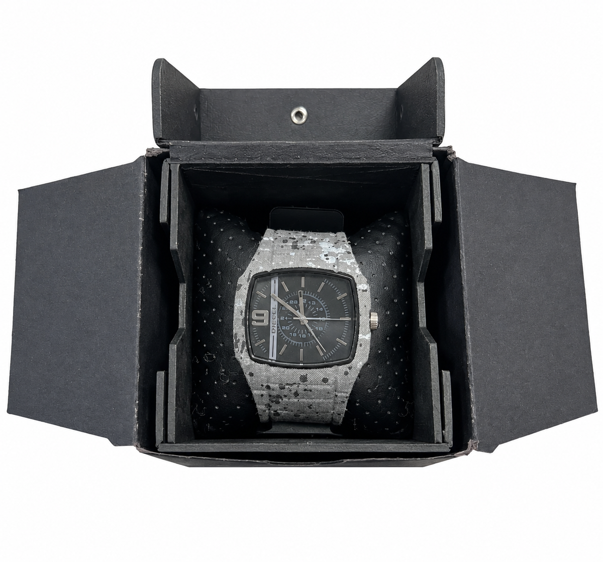 Diesel Trojan DZ1686 Men's Black Stainless Steel Leather Watch Quartz