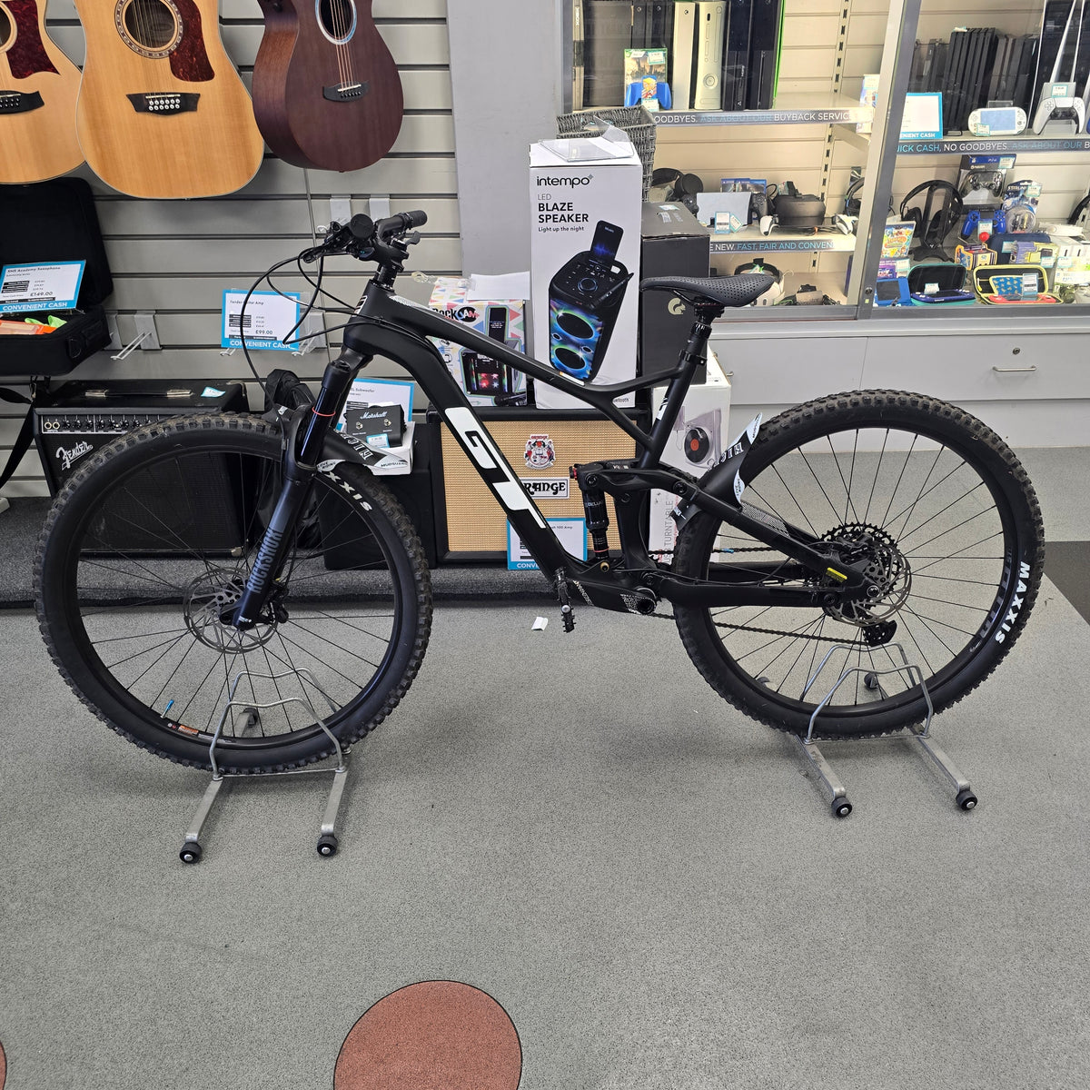 GT Force 29 Alloy Enduro Mountain Bike Size Large Upgraded TRP Brakes